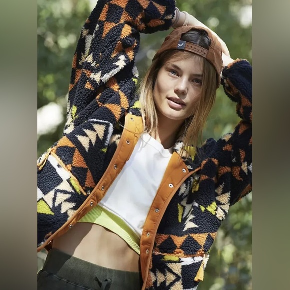 FREE PEOPLE-Rocky Ridge Fleece Aztec Jacket Night Sky SIZE EXTRA SMALL - Picture 3 of 9